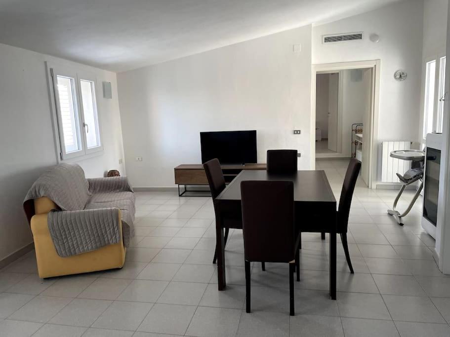 לוצוראי I Tre Soli Casa Vacanze מראה חיצוני תמונה